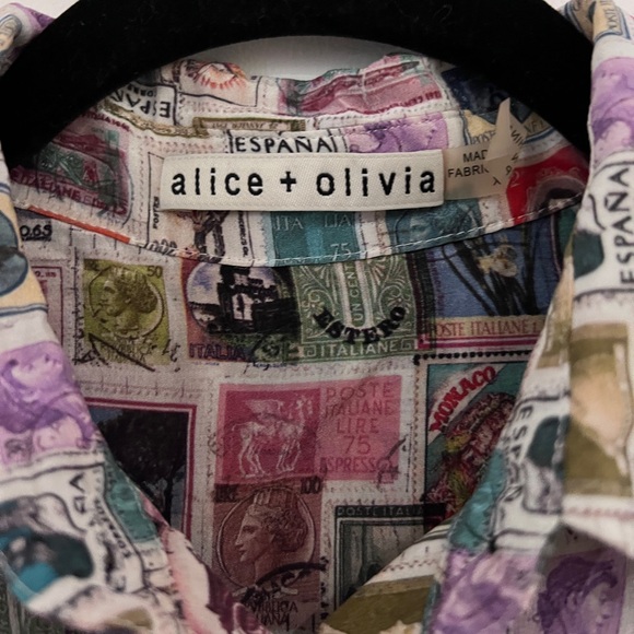 NWOT Alice + Olivia Oswald Printed Silk Shirt XS - Picture 10 of 15